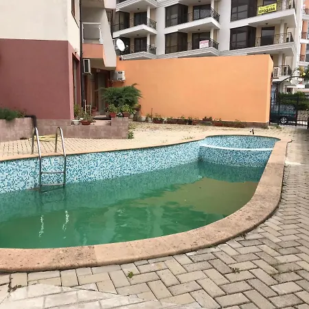 Luxury With Sea View Апартаменты