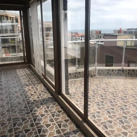 Luxury With Sea View Апартаменты *